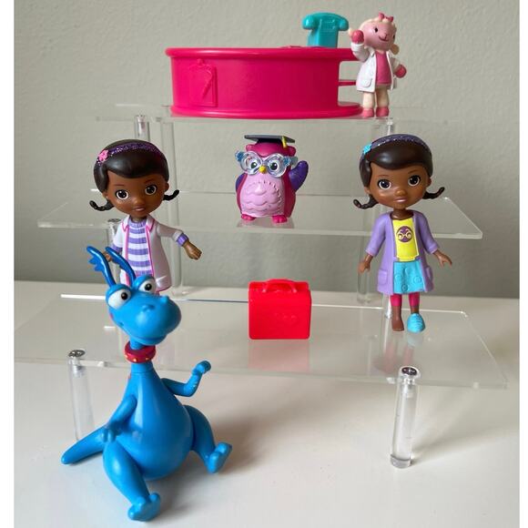 Disney Junior Doc McStuffins Clinic Playhouse Check In Counter Toy Figures Lot - Picture 1 of 7